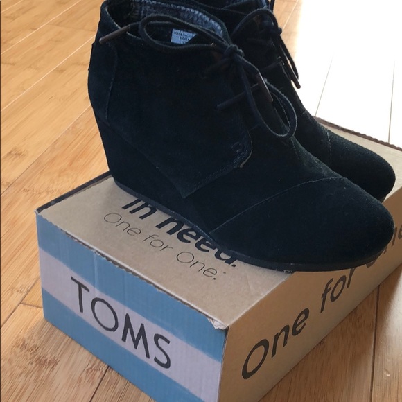 Toms Shoes - Toms Dessert Wedge black suede